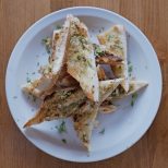Poppis-garlic bread